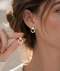 Minimalist Silver Hoop Earrings, Geometric Circle Stud Earrings, Dainty Modern Earrings, Simple Everyday Jewelry, Elegant Gift for Her